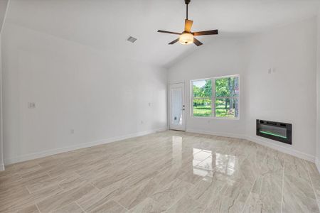 New construction Single-Family house 1312 S Clements St, Gainesville, TX 76240 null- photo 6 6