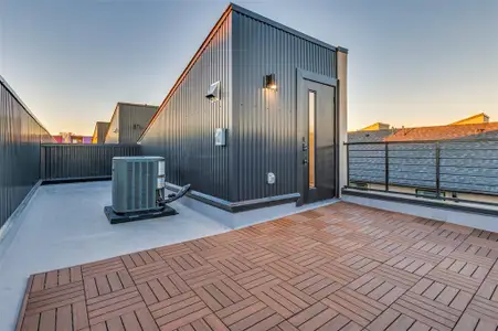 New construction Condo house 2906 Hawthorne Ave, Unit 101, Dallas, TX 75219 - image