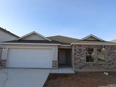 New construction Single-Family house 10326 Goodison Dr, Converse, TX 78109 plan Moscoso - 40' Smart Series - image
