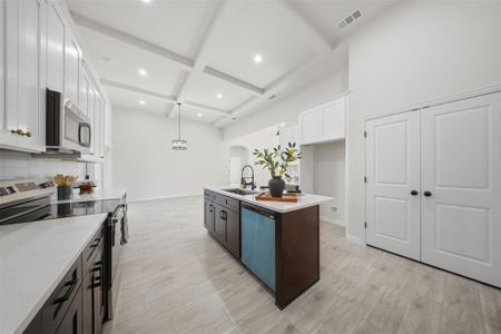 New construction Single-Family house 2607 White Rock Dr, Granbury, TX 76048 - image 7