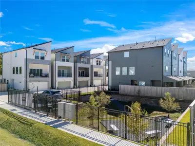 New construction Single-Family house 527 Moving Meadows Dr, Houston, TX 77018 - image