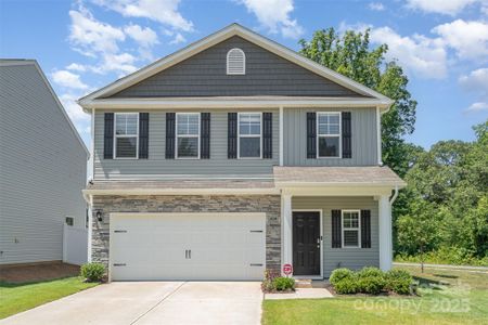 New construction Single-Family house 2014 Karen Woods Ln, Charlotte, NC 28216 - image