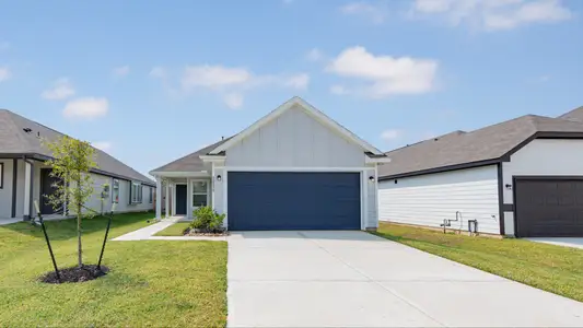 New construction Single-Family house 13317 Burbot Dr, Conroe, TX 77384 plan The Sweetwater - image