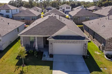 New construction Single-Family house 336 Paso Fino Dr, Alvin, TX 77511 plan Eastgate - image