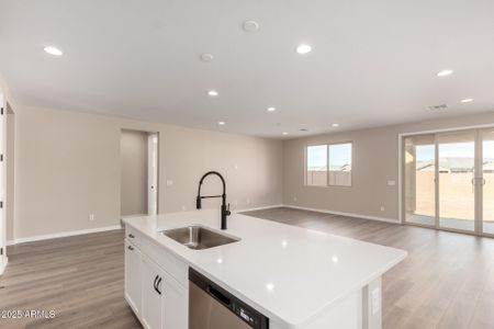 New construction Single-Family house 21614 N Daniel Dr, Maricopa, AZ 85138 Agate- photo 6 6