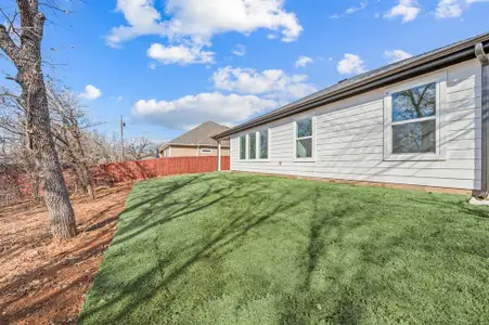 New construction Single-Family house 217 Shady Oaks Dr, Runaway Bay, TX 76426 - image 4