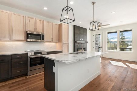 New construction Townhouse house 86 High Grove Lp, Winter Park, CO 80482 - image