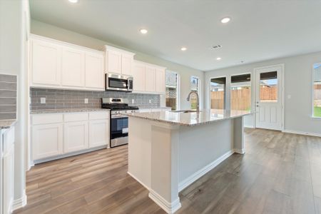 New construction Single-Family house 3527 Helena St, Gainesville, TX 76240 plan Navasota - image 8