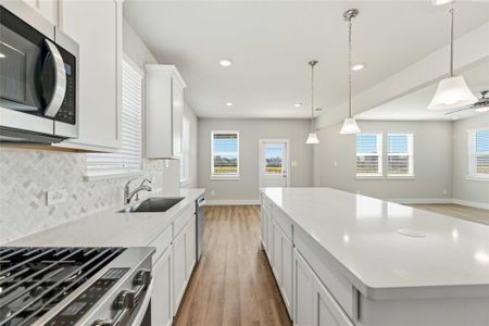 New construction Single-Family house 219 Orchard Laurel Dr, Alvin, TX 77511 plan Walker - image 10