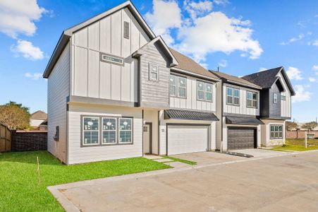 New construction Single-Family house 6702 Metro Village Blvd, Unit 53, Houston, TX 77083 - image