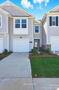 New construction Townhouse house 9314 Pagoda Oak Dr, Charlotte, NC 28269 - image