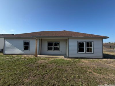 New construction Single-Family house 1541 Ne Maryville Lp, Beeville, TX 78102 - image