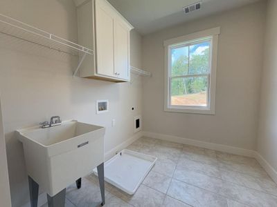 New construction Single-Family house 4615 Greyson Manor Dr, Cumming, GA 30041 plan Belville - image 3