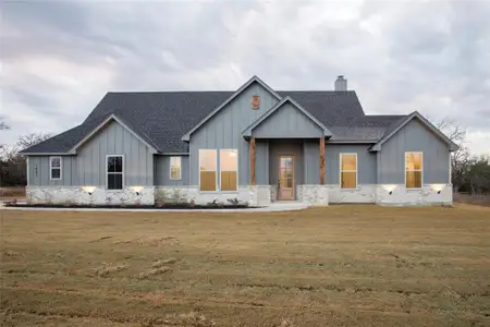 New construction Single-Family house 1041 Churchill Ln, Millsap, TX 76066 null- photo 0