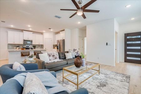 New construction Single-Family house 223 Rieber Rd, Kyle, TX 78640 plan Scarlet - image 16