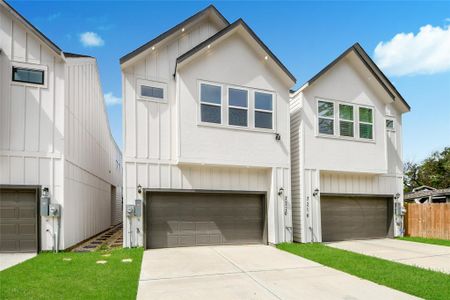 New construction Single-Family house 7220 Ave B, Houston, TX 77011 - image
