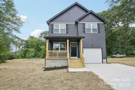 New construction Single-Family house 401 W Charlotte Ave, Mount Holly, NC 28120 null- photo 0