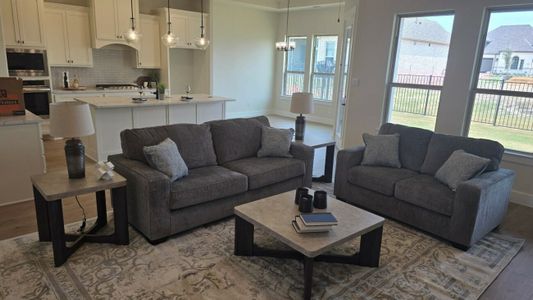New construction Single-Family house 1901 Cascada Wy, Little Elm, TX 75068 plan Arabella - image 19