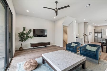 New construction Single-Family house 10610 Cascade Ledge Ln, Houston, TX 77025 plan Plan 2053 - image 8