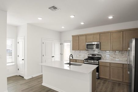 New construction Single-Family house 1632 Esplanade Pkwy, San Marcos, TX 78666 plan 2025 - image 7