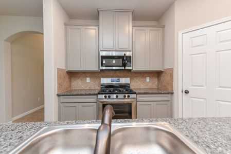 New construction Single-Family house 27122 Talora Lake Dr, Katy, TX 77493 plan 2201 - SECTION 35 - image 13