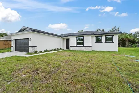 New construction Single-Family house 911 Echo St, Fort Pierce, FL 34982 - image
