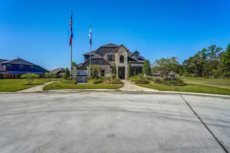 New construction Single-Family house 3206 Elm Bough Ct, Conroe, TX 77301 plan 660 - image