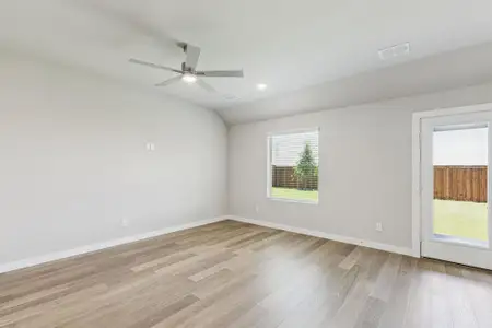 New construction Single-Family house 220 Lockhart St, Greenville, TX 75402 Harper - Texas Tree Series | Lot 50'- photo 14 14