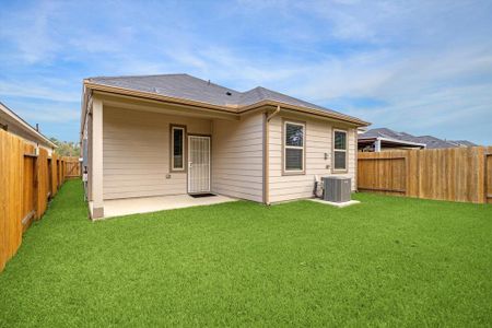 New construction Single-Family house 320 Lane Emerald Thicket, Huffman, TX 77336 null- photo 30 30