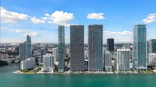 New construction Condo house 700 Ne 24Rd St, Unit PH-5802, Miami, FL 33137 - image