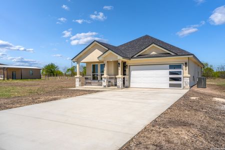 New construction Single-Family house 12623 Toro Dr, Atascosa, TX 78002 - image