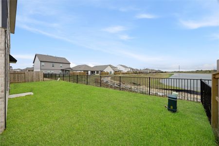 New construction Single-Family house 431 Kendall Crest Dr, Alvin, TX 77511 plan Christina - image 15