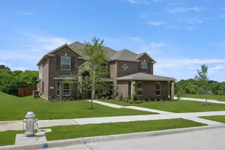 New construction Single-Family house 513 S Hidden Lakes Dr, DeSoto, TX 75115 plan Remington 2FS (w/Media) - image