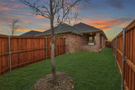 New construction Single-Family house 8105 Meadow Valley Dr, McKinney, TX 75071 null- photo 31 31