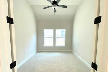 New construction Single-Family house 9605 Gladsome Path, Manor, TX 78653 plan Taylor - image 13