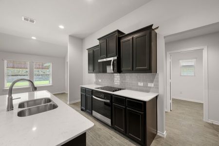 New construction Single-Family house 1240 Clubhouse Dr, Burleson, TX 76028 plan Alderbury II - image 8