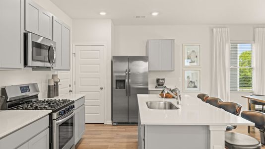 New construction Single-Family house 609 Emerson Ln, Westmoreland, TN 37186 plan Broadmoor - image