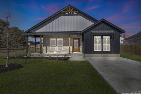 New construction Single-Family house 15825 Uvalde, LaCoste, TX 78039 - photo 0