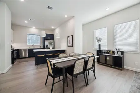 New construction Single-Family house 3099 Hicks St, Houston, TX 77007 - image 6