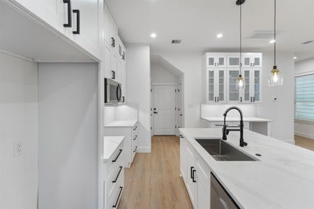 New construction Single-Family house 6126 Endeavor Heights St, Houston, TX 77091 - image 10