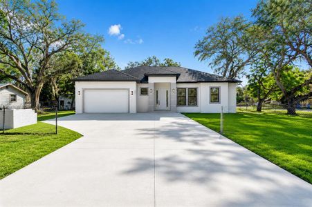 New construction Single-Family house 15101 N 19Th St, Lutz, FL 33549 - image