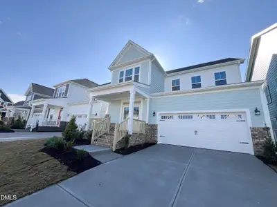 New construction Single-Family house 2012 Douglas Falls Dr, Wendell, NC 27591 - image