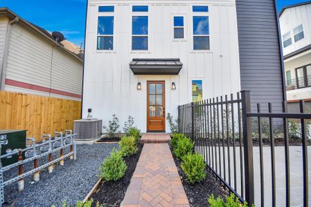New construction Single-Family house 929 Fisher St, Unit F, Houston, TX 77018 - image 3