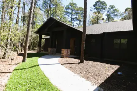 New construction Single-Family house 4 Lake Forest Dr, Conroe, TX 77384 - image