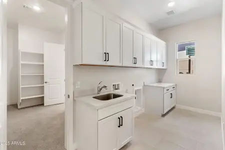 New construction Single-Family house 21387 W Meadowbrook Ave, Buckeye, AZ 85396 - image 5