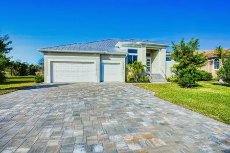 New construction Single-Family house 16381 Cape Horn Blvd, Punta Gorda, FL 33955 - image