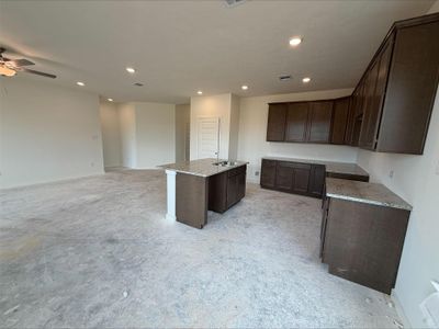 New construction Single-Family house 306 Rockbridge Dr, Huntsville, TX 77340 plan The 1651 - image 15