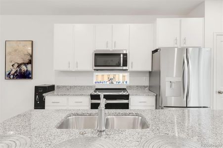 New construction Single-Family house 4093 Zebrawood Ln, Johnstown, CO 80534 plan Shire - image 5