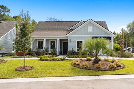 New construction Single-Family house 527 Kalik Cir, Shallotte, NC 28470 plan Compton - image