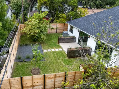 New construction Single-Family house 302 El Paso St, Austin, TX 78704 - image 2